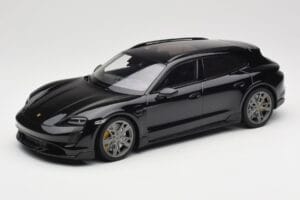 Porsche Taycan J1 Turbo S Cross Turismo Schwarz Minichamps 1:18 155069300 Druckguss