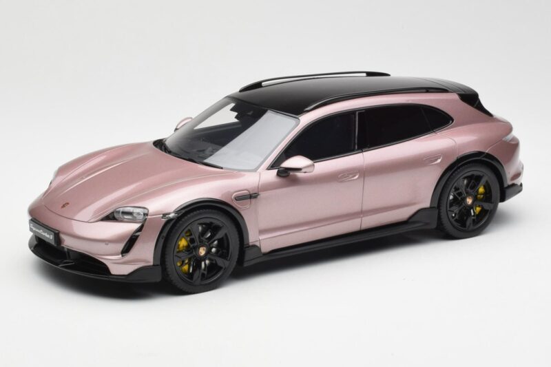 Porsche Taycan Turbo S Cross Turismo Metallic Pink GT Spirit 1:18 GT440 Resin