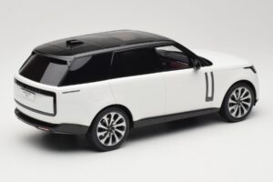 Land Rover Range Rover L460 P530 Autobiography Fuji White GT Spirit 1:18 GT533 Resin — Bild 2 von 6