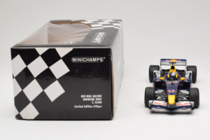 Red Bull RB1 Cosworth #15 C. Klien Red Bull Racing Showcar 2005 Minichamps 1:18 100050085 Druckguss — Bild 7 von 7