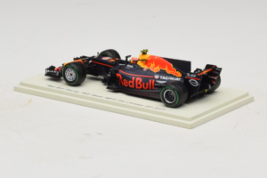 Red Bull RB13 Tag Heuer #33 M. Verstappen 3rd Chinese Grand Prix 2017 Spark 1:43 S5037 Resin — Bild 3 von 4