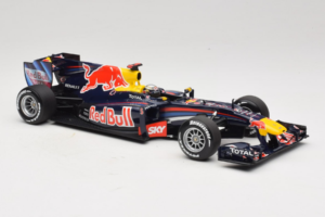 Red Bull RB6 Renault #5 S. Vettel Red Bull Racing Brazilian Grand Prix Winner 2010 Minichamps 1:18 110100205 Druckguss — Bild 4 von 7