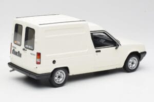 Renault Express Weiß Otto 1:18 OT466 Resin — Bild 2 von 5