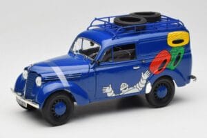 Renault Juvaquatre Michelin Blue Solido 1:18 82008 Druckguss
