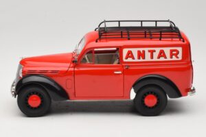 Renault Juvaquatre Utilitaire Rot Solido 1:18 8424 Druckguss — Bild 4 von 8