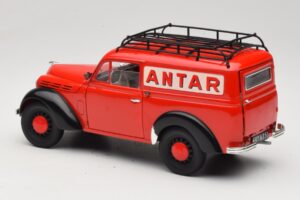 Renault Juvaquatre Utilitaire Rot Solido 1:18 8424 Druckguss — Bild 7 von 8