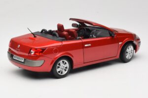 Renault Megane Mk1 CC Rot Solido 1:18 8152 Druckguss — Bild 3 von 8