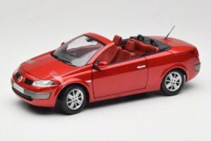 Renault Megane Mk1 CC Rot Solido 1:18 8152 Druckguss