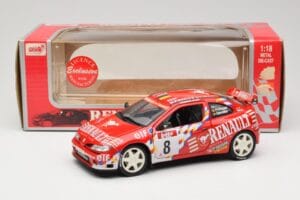 Renault Megane Maxi #8 M. Princen / C. Genten 1997 Solido 1:18 3771 Druckguss — Bild 8 von 8