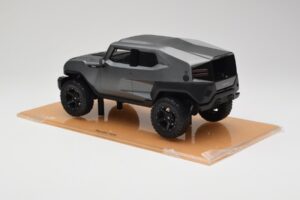 Rezvani Tank Matte Grau DNA 1:18 DNA000009 Druckguss — Bild 5 von 6
