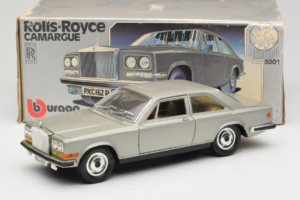 Rolls-Royce Camargue Silber Diamond Edition Bburago 1:18 3001-M3 Druckguss — Bild 8 von 8