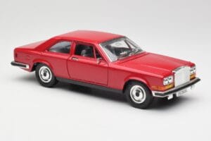Rolls-Royce Camargue Rot Bburago 1:22 3001 Druckguss — Bild 6 von 8