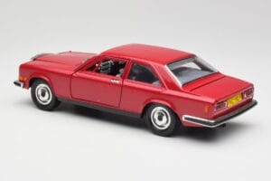 Rolls-Royce Camargue Rot Bburago 1:22 3001 Druckguss — Bild 7 von 8