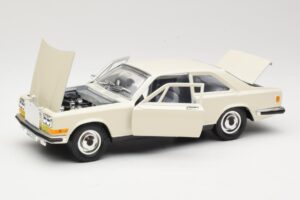 Rolls-Royce Camargue Weiß Bburago 1:22 3001-M1 Druckguss — Bild 3 von 8