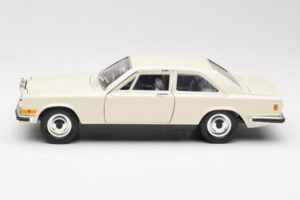 Rolls-Royce Camargue Weiß Bburago 1:22 3001-M1 Druckguss — Bild 4 von 8