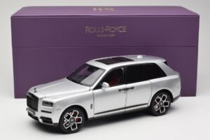 Rolls-Royce Cullinan Silber Mit Shadow Wheels OEM 1:18 028-16A Druckguss — Bild 8 von 8