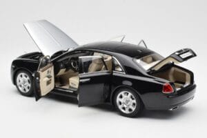 Rolls-Royce Ghost Schwarz & Silber Kyosho 1:18 008802BKS2 Druckguss — Bild 5 von 8