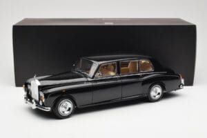 Rolls-Royce Phantom VI EWB Schwarz Kyosho 1:18 08905BK Druckguss — Bild 8 von 8