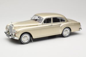 Rolls-Royce Silver Cloud III Flying Spur H.J. Mulliner Gold MCG 1:18 MCG18058 Druckguss