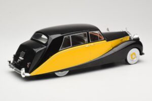 Rolls-Royce Silver Wraith Empress by Hooper Schwarz & Gelb MCG 1:18 MCG18066 Druckguss — Bild 2 von 6