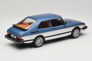 Saab 900 Turbo Blue Metallic MCG 1:18 MCG18261MCW Druckguss — Bild 2 von 6
