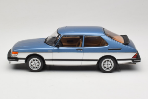 Saab 900 Turbo Blue Metallic MCG 1:18 MCG18261MCW Druckguss — Bild 3 von 6
