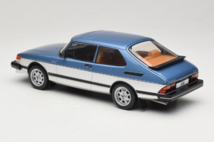 Saab 900 Turbo Blue Metallic MCG 1:18 MCG18261MCW Druckguss — Bild 5 von 6