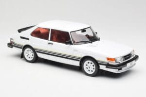 Saab 900 Turbo Weiß MCG 1:18 MCG18339 Druckguss — Bild 4 von 6