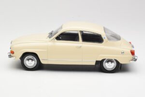 Saab 96 V4 Beige MCG 1:18 MCG18059 Druckguss — Bild 3 von 6
