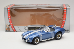 Shelby Cobra 427 S/C Blau Weißer Streifen Road Signature 1:18 92058-P2 Druckguss — Bild 6 von 6