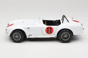 Shelby Cobra 427 S/C Weiß Auto World 1:18 AWSS104 Druckguss — Bild 4 von 8