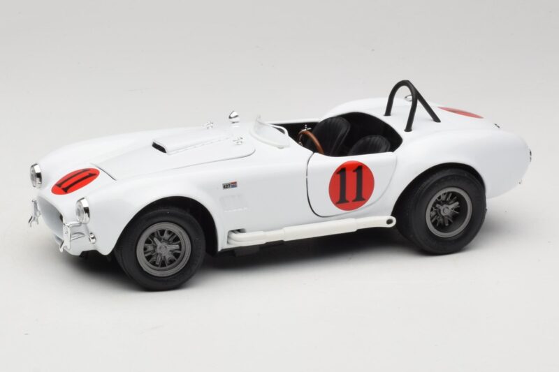 Shelby Cobra 427 S/C Weiß Auto World 1:18 AWSS104 Druckguss