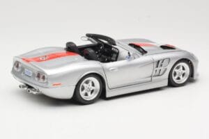 Shelby Series 1 Silber Bburago 1:18 3323 Druckguss — Bild 3 von 8