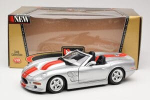 Shelby Series 1 Silber Bburago 1:18 3323 Druckguss — Bild 8 von 8
