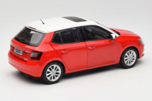 Skoda Fabia Mk3 Rot OEM 1:18 ZSF00004ROT Druckguss — Bild 3 von 8
