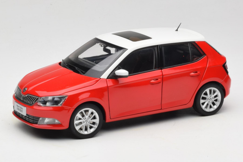 Skoda Fabia Mk3 Rot OEM 1:18 ZSF00004ROT Druckguss
