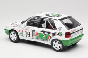 Skoda Felicia Kit Car #19 P. Sibera / P. Gross Tour de Corse 1995 IXO 1:18 18RMC149B Druckguss — Bild 5 von 6