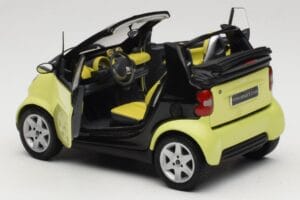 Smart Fortwo 450 Cabrio Gelb Minichamps 1:18 0012889V001C49Q00 Druckguss — Bild 5 von 8