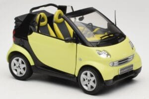 Smart Fortwo 450 Cabrio Gelb Minichamps 1:18 0012889V001C49Q00 Druckguss — Bild 6 von 8