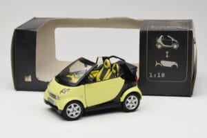 Smart Fortwo 450 Cabrio Gelb Minichamps 1:18 0012889V001C49Q00 Druckguss — Bild 8 von 8