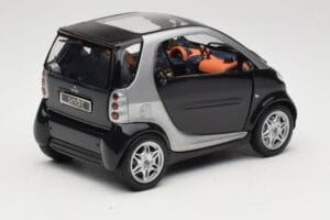 Smart Fortwo Schwarz Kyosho 1:18 0004830V000C08Q00 Druckguss — Bild 3 von 8