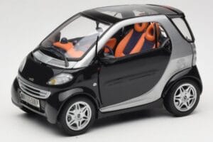 Smart Fortwo Schwarz Kyosho 1:18 0004830V000C08Q00 Druckguss