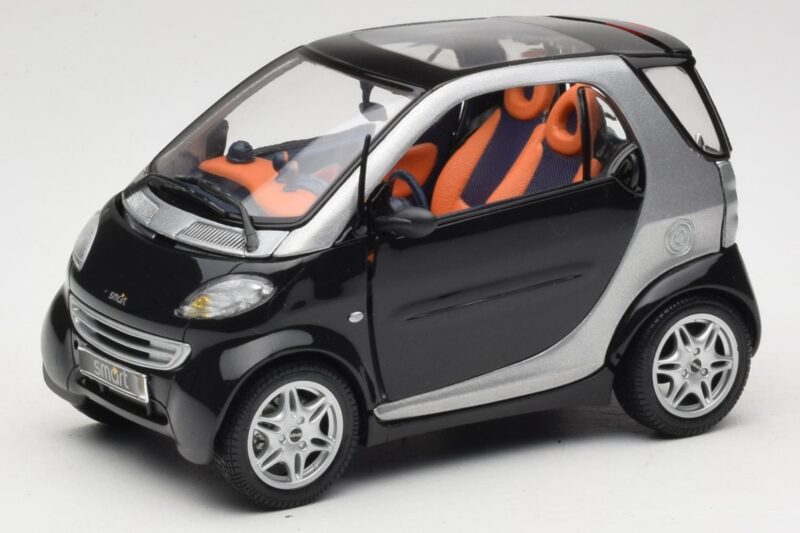 Smart Fortwo Schwarz Kyosho 1:18 0004830V000C08Q00 Druckguss