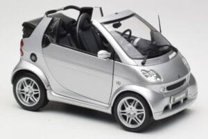 Smart Fortwo W450 Brabus Cabrio Silber Händler Edition Kyosho 1:18 0017769V001C05Q00 Druckguss — Bild 6 von 8