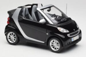 Smart Fortwo Cabrio W451 Schwarz & Silber Minichamps 1:18 Q0022566V001C18Q00 Druckguss — Bild 6 von 8