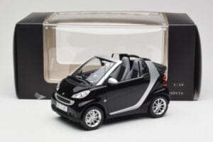 Smart Fortwo Cabrio W451 Schwarz & Silber Minichamps 1:18 Q0022566V001C18Q00 Druckguss — Bild 8 von 8