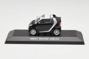 Smart Fortwo Cabrio Tief Schwarz Minichamps 1:43 Q0022561V001C18Q00 Druckguss