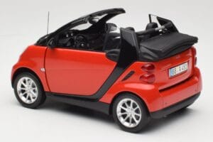 Smart Fortwo W451 Cabrio Rot Schwarz Minichamps 1:18 150036333 Druckguss — Bild 7 von 8