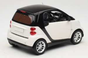 Smart Fortwo 451 Coupe Weiß Schwarz Minichamps 1:18 150036302 Druckguss — Bild 3 von 8