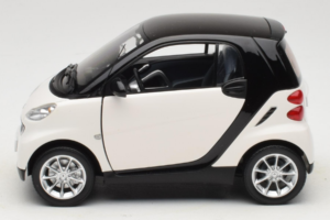 Smart Fortwo 451 Coupe Weiß Schwarz Minichamps 1:18 150036302 Druckguss — Bild 4 von 8